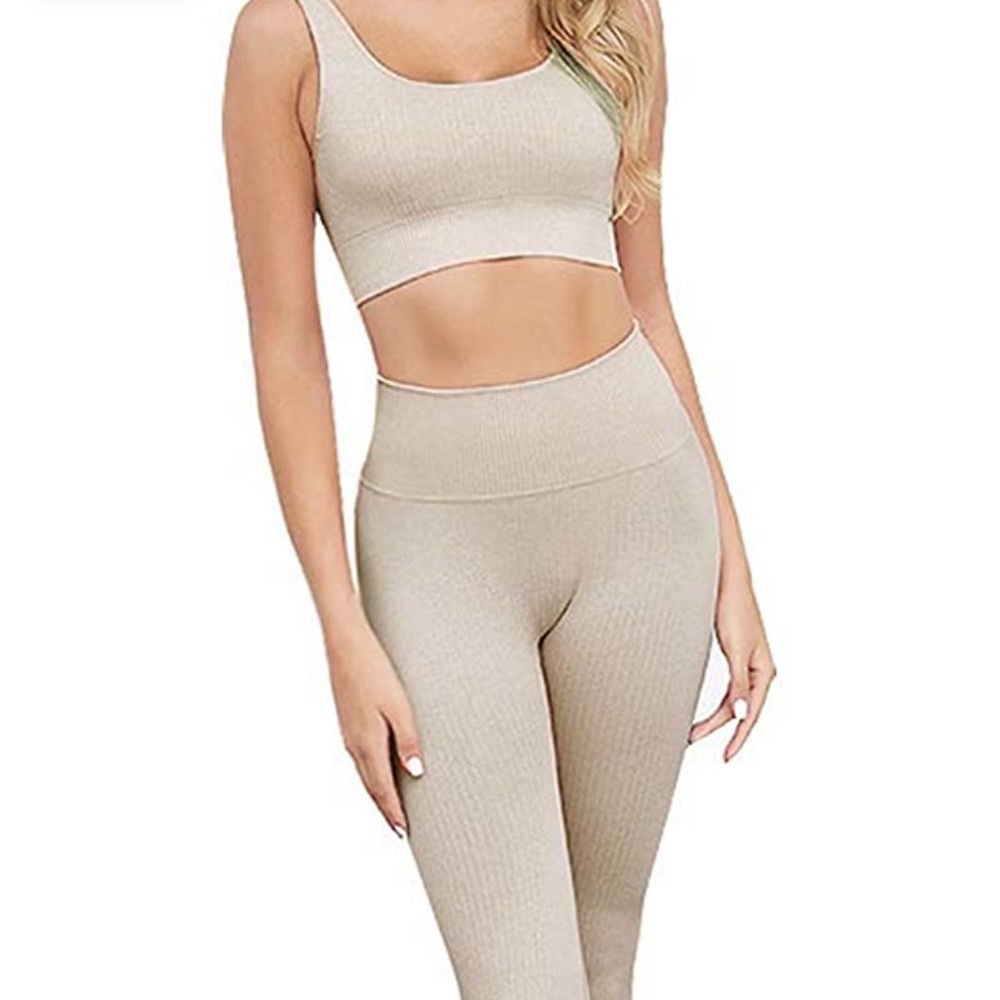 Ribbed workout set